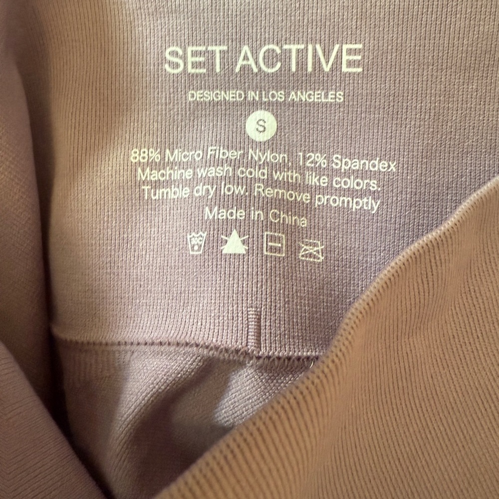 SET ACTIVE REVOLVE Leggings Size Small Havana Lilac Purple Seamless - Picture 4 of 5